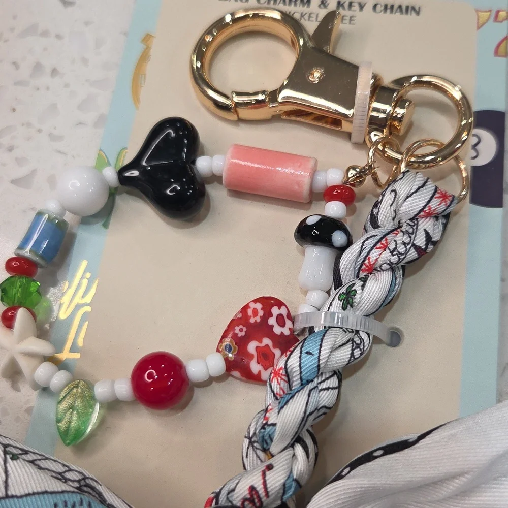 🤍▪️Piper K▪️ Uk Exclusive Colorful Keychain with Scarf Key chain Or Bag Charm